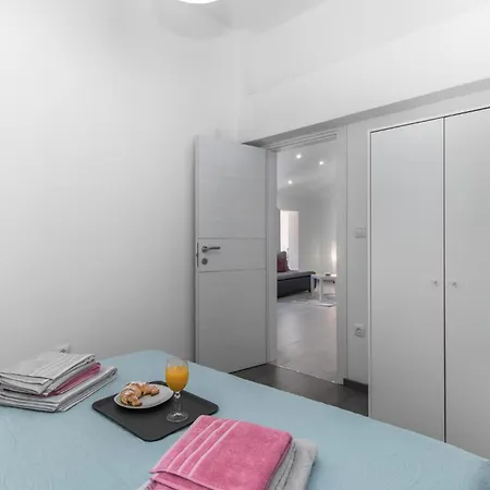 2 Bedroom Cozy In